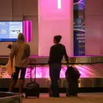 وزير النقل الأميركي: تقليص الرحلات الجوية قد يصل إلى 20% بسبب الإغلاق الحكومي