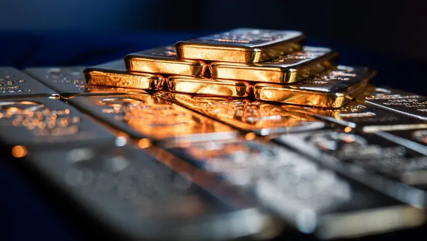المعدن النفيس يستعيد خسائر الجلسة السابقة.. والأسواق تترقب إشارات جديدة بشأن مسار أسعار الفائدة الأميركية