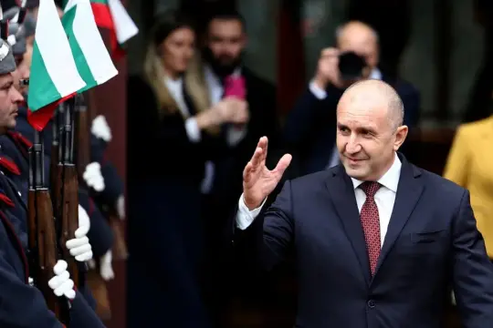 انتخابات بلغاريا.. صعود محتمل لزعيم يساري يثير مخاوف من تقارب مع روسيا