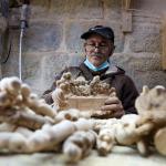 إدراج الحفر على خشب الزيتون والزجاج الخليلي على قائمة الإيسيسكو للتراث الإسلامي