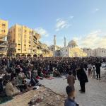 إقامة صلاة عيد الفطر في خان يونس رغم الدمار... مشاهد صمود في قلب المعاناة