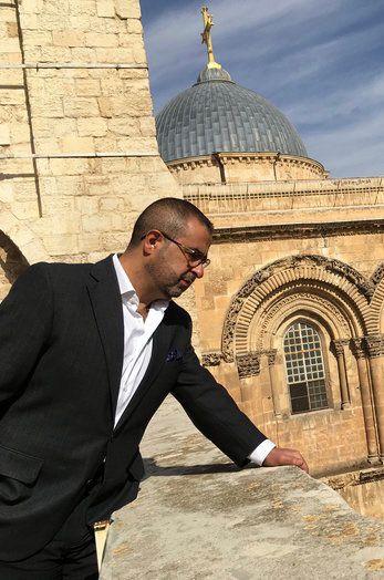 التجمع الوطني المسيحي: دولة الإبادة تحاصر كنيسة القيامة وتُعيق شعائر "سبت النور"