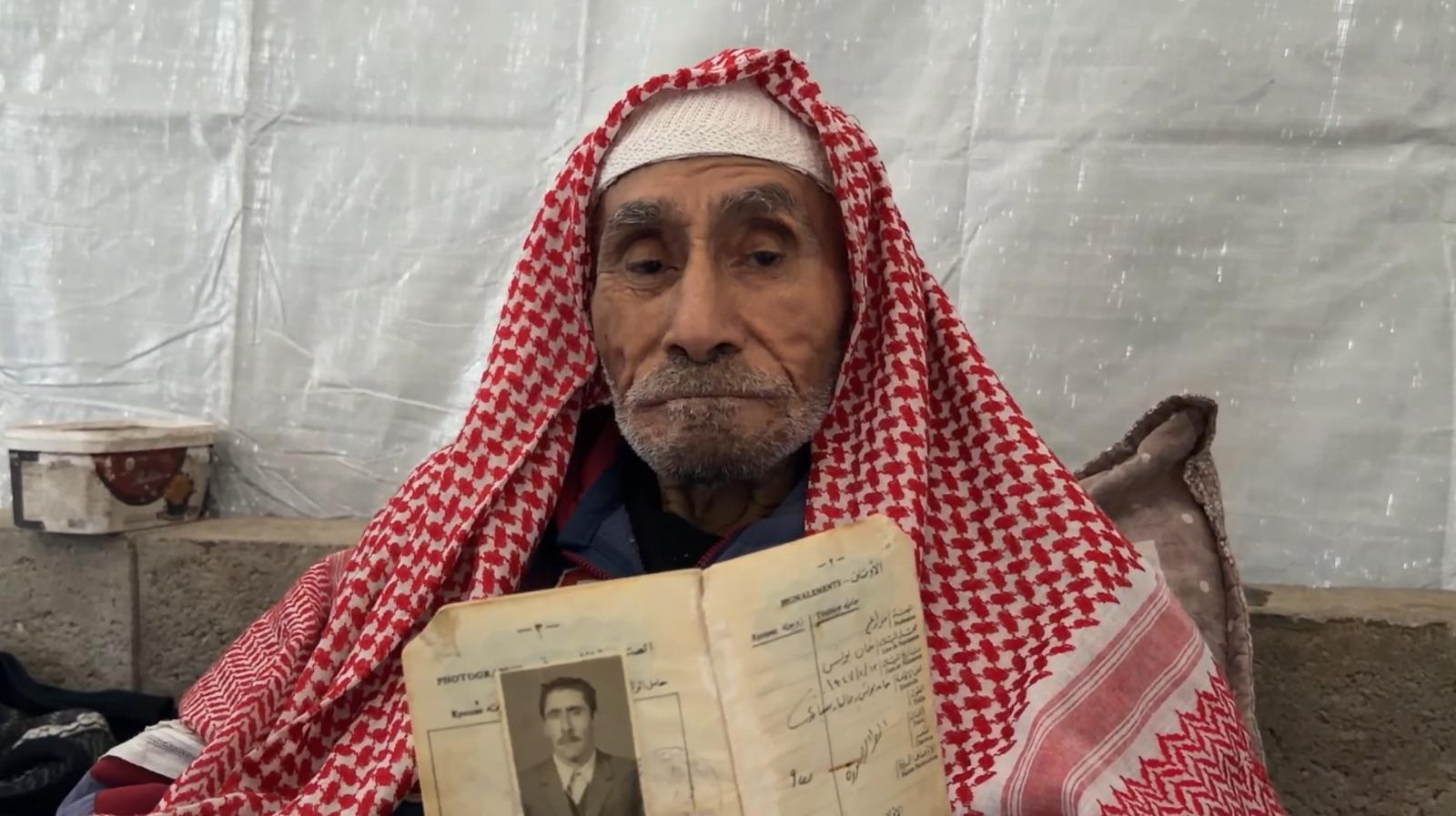 "هذه أرضنا… ما بنسيبها.”