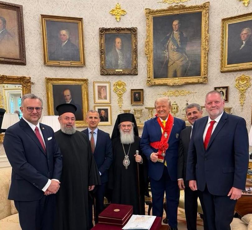 بطريرك القدس يؤكد أهمية صون المقدسات والحفاظ على الوضع التاريخي القائم في القدس ويشيد بدور الأردن والوصاية الهاشمية