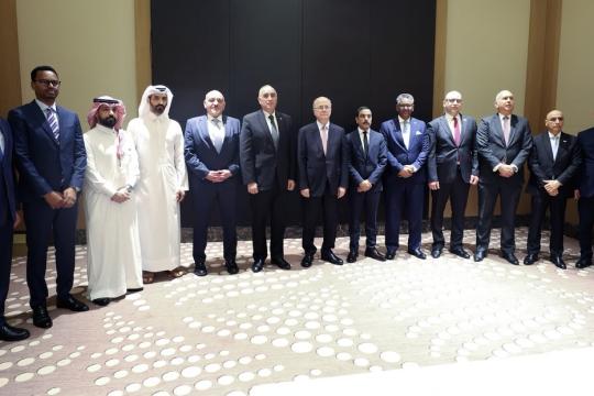 مصطفي يبحث مع السفراء العرب في أذربيجان تعزيز التحرك الدبلوماسي لدعم القضية الفلسطينية