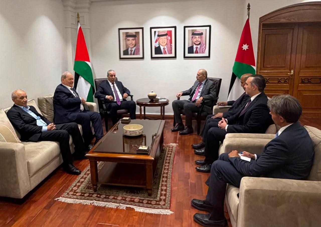 مباحثات فلسطينية أردنية تركز على تصاعد إرهاب المستوطنين والاستيطان ومصادرة الأراضي، وتؤكد ضرورة تثبيت وقف التصعيد في غزة وإدخال المساعدات