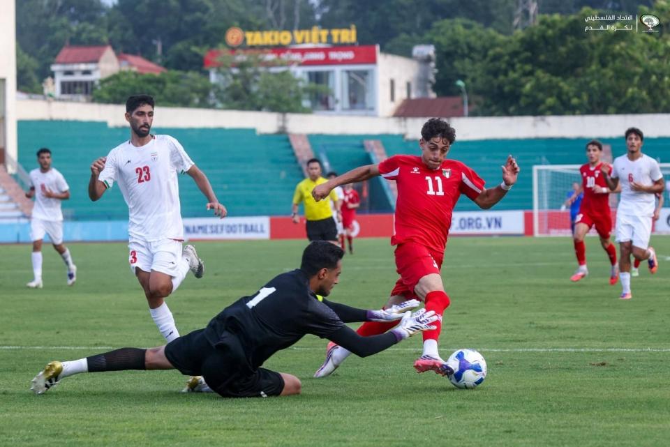 فلسطين تخسر 2-1 أمام إيران في افتتاح مشوارها بالمجموعة الثالثة