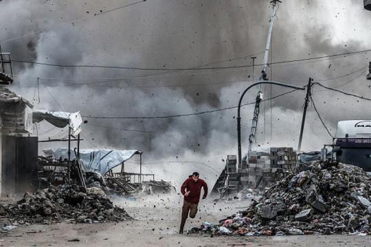 مركز حقوقي: إسرائيل تُفرغ وقف إطلاق النار في غزة من مضمونه