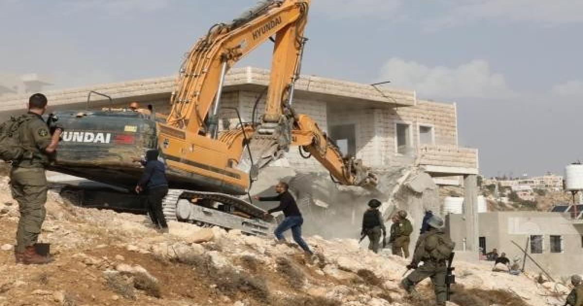هيئة مقاومة الجدار والاستيطان ومحافظة طوباس تنجحان في وقف تنفيذ قرار الاحتلال بحق مساكن وحظائر ماشية في منطقة نبع غزال الفارسية