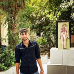 يوسف الشافعي.. شاب من غزة فقد عائلته كاملة فصار أبًا وأمًا لإخوته