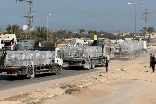 الولايات المتحدة تتولى الإشراف على المساعدات الإنسانية لغزة وتحل محل إسرائيل