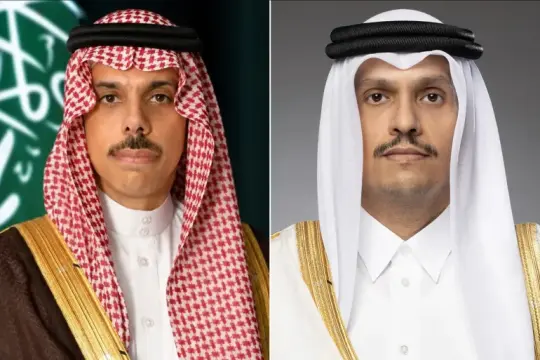 قطر والسعودية تبحثان أوضاع المنطقة ووقف إطلاق النار