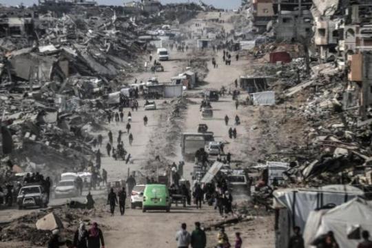 إصابة سيدة برصاص الاحتلال وقصف مدفعي مكثف شمال وشرق قطاع غزة