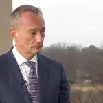 ملادينوف: مفاوضات نزع سلاح "حماس" قد تحسم خلال أسبوعين