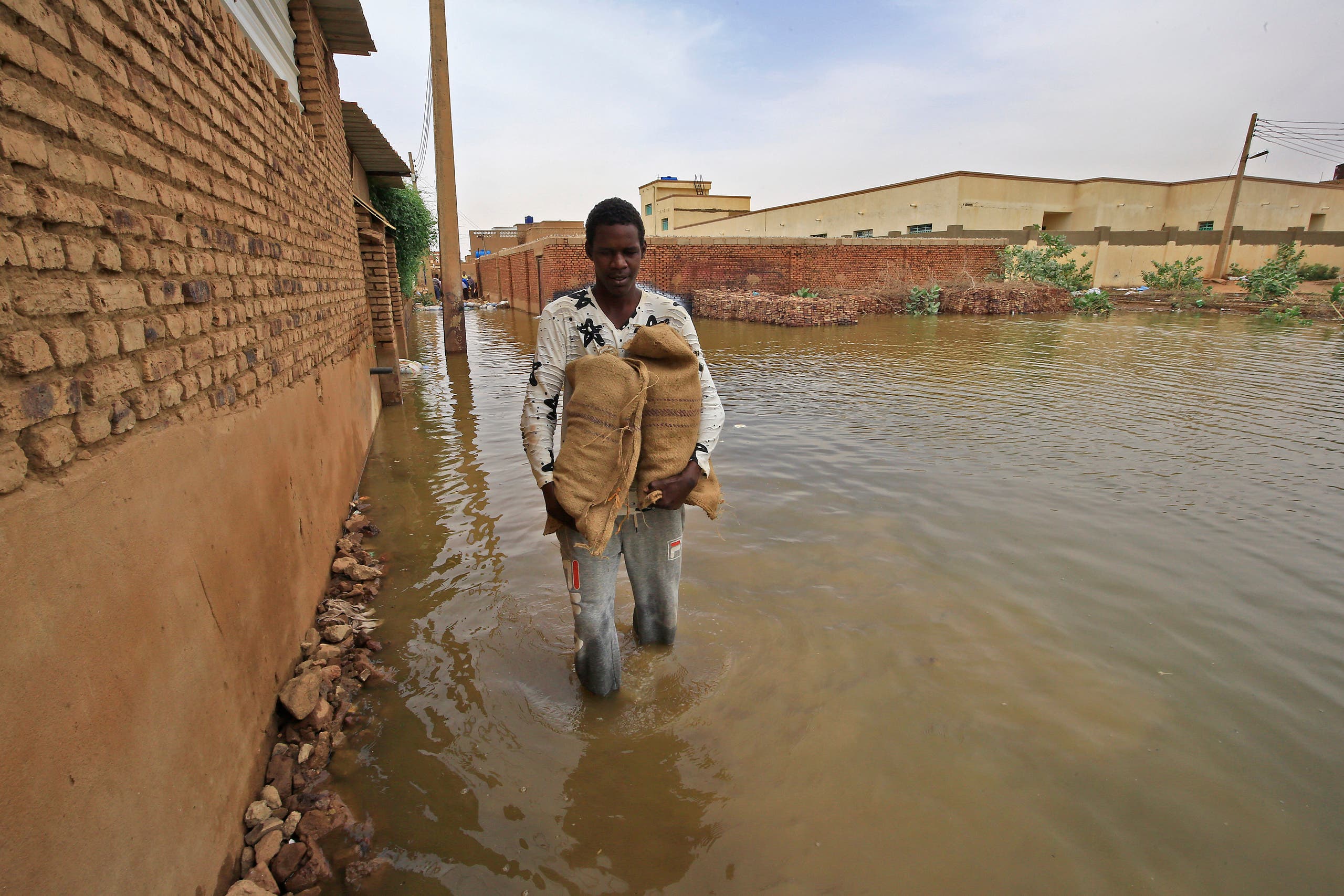 السودان: تدمير أكثر من 17 ألف منزل بفعل السيول والفيضانات