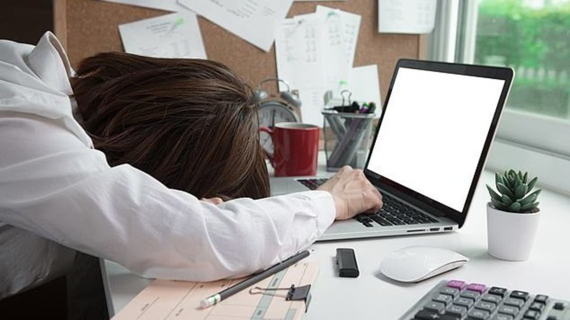هل يُعيق العمل عن بعد مراقبة المدراء للموظفين؟