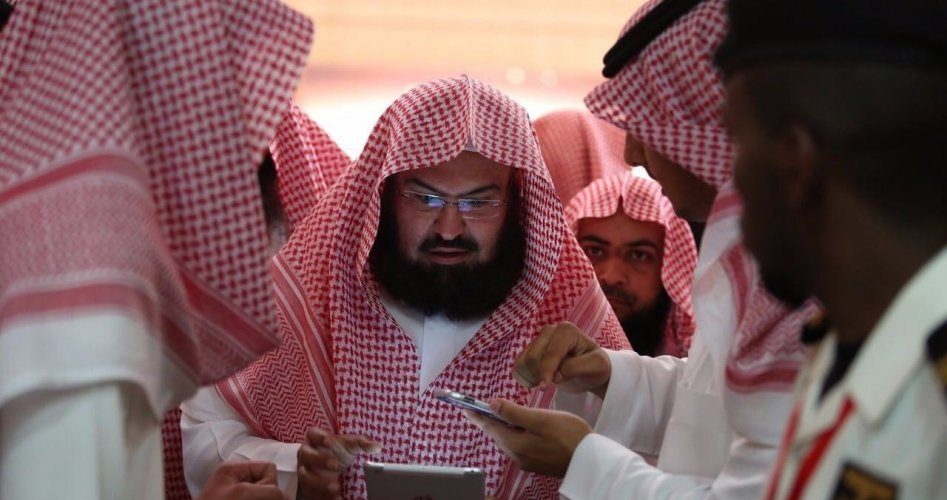 السديس يستنكر الاعتداءات الإسرائيلية على الأقصى