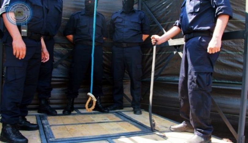 الإعدام شنقاً حتى الموت بحق مُدان بقتل مواطنين في غزة