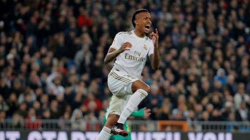 كأس ملك إسبانيا: برشلونة يغادر البطولة وريال مدريد ينجو بهدفين