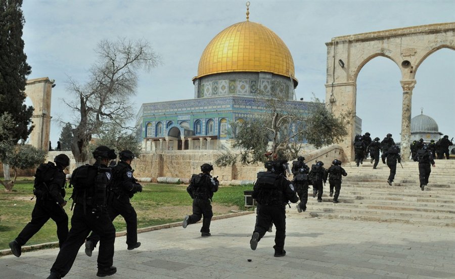 الاحتلال يعتقل 4 شبان من القدس
