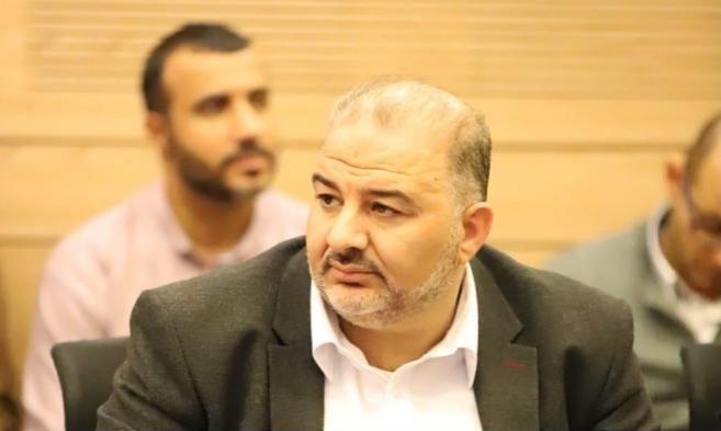 الاحتلال: تقييد صلاحيات منصور عباس مع اقتراب تعيين الحكومة الجديدة