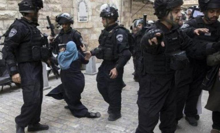 قوات الاحتلال تغلق شوارع في القدس تمهيداً لاقتحامات المستوطنين