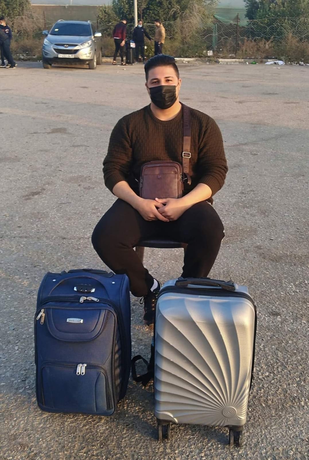بعد مناشدته للنائب محمد دحلان على مصدر اللاعب الحاج أحمد يتمكن من السفر