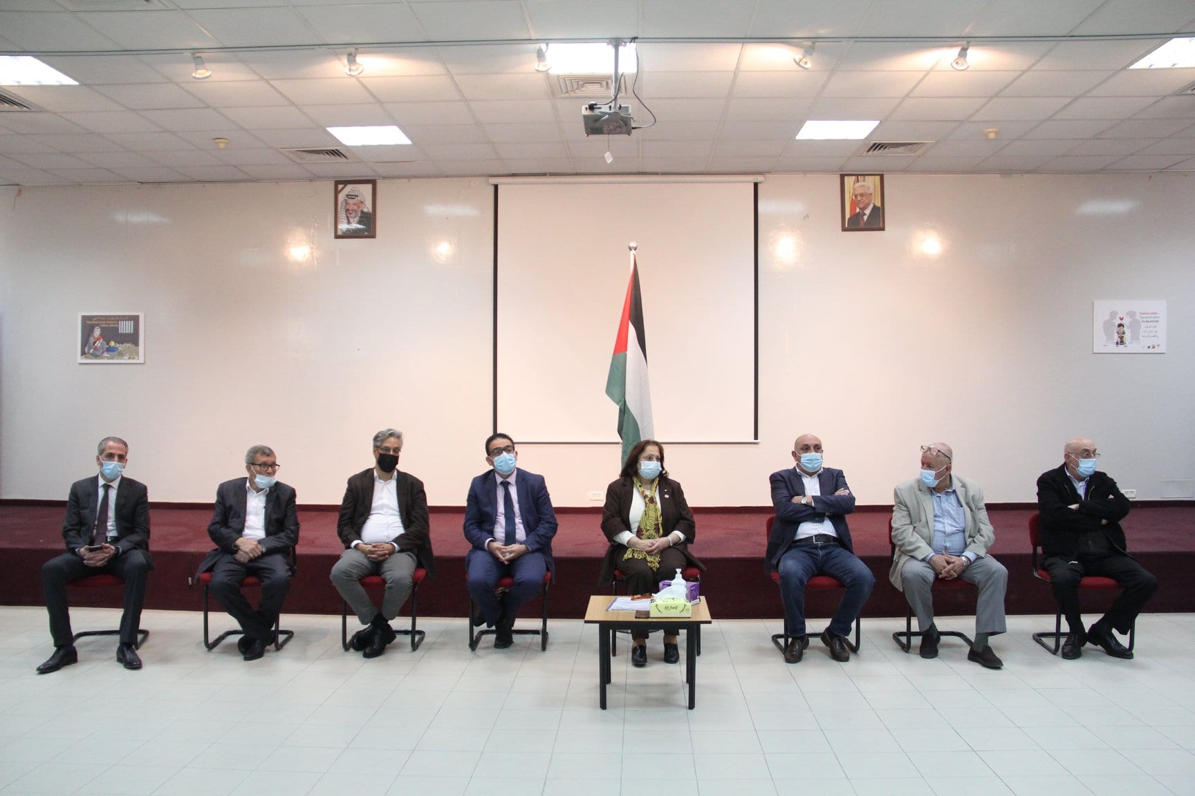 وزيرة الصحة تطلق مبادرة لتحييد القطاع الصحي عن الدعايات الانتخابية