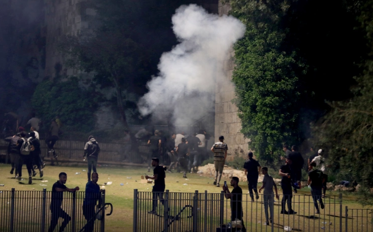 إصابات واعتقالات في مواجهات مع الاحتلال شرق القدس