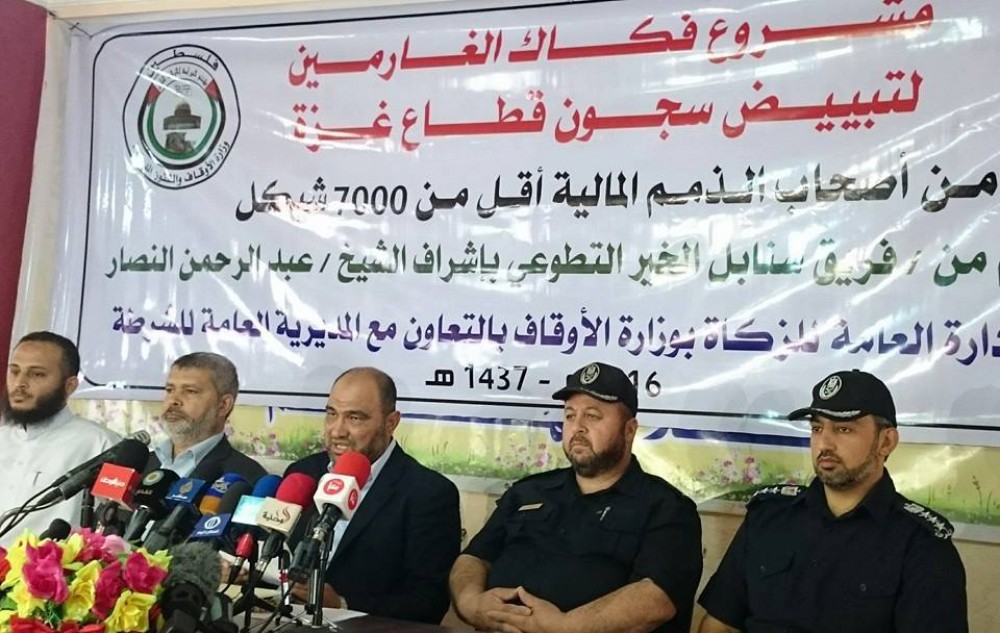الحاضنة الشعبية تنفّذ مشروع فكاك الغارمين بتبرع من الأسرى الأبطال