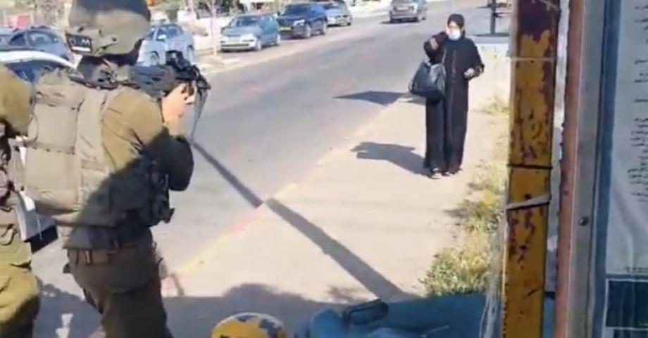 الاحتلال الإسرائيلي يُسلم جثمان الشهيدة رحاب الحروب للجانب الفلسطيني