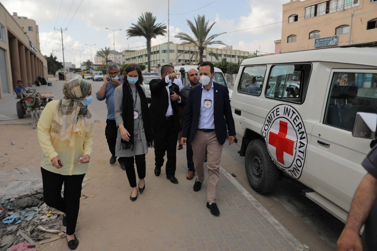 الصليب الأحمر يبدي استعداده للوساطة بين حماس وإسرائيل في سبيل صفقة تبادل