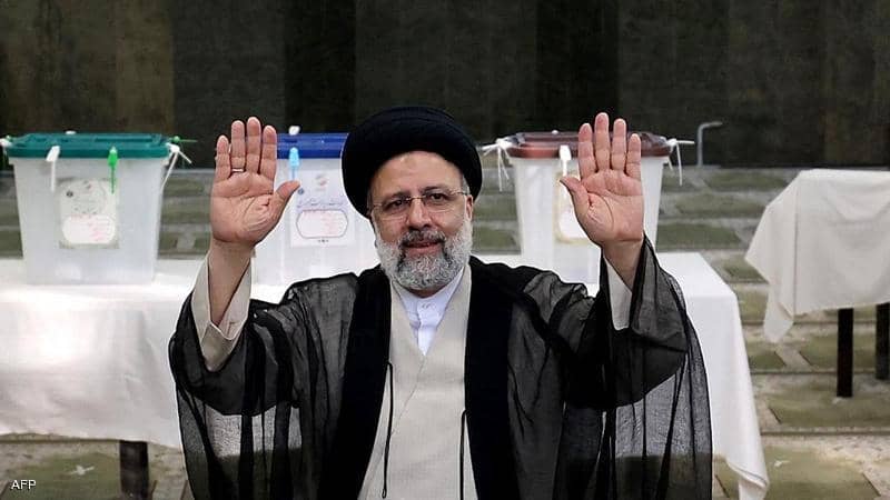 إبراهيم رئيسي.. من يكون الرئيس الإيراني الجديد وكيف حصد غالبية الأصوات؟