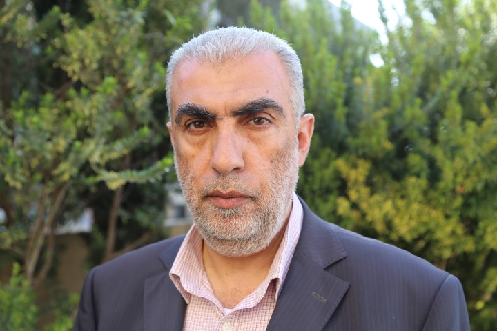 الشيخ كمال الخطيب حرًا خارج سجون الاحتلال مقابل قيود مشددة