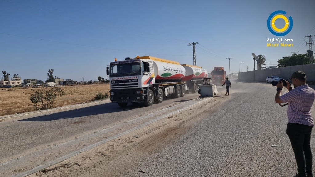 الاحتلال يمنع دخول 24 شاحنة وقود إلى غزة دون أسباب