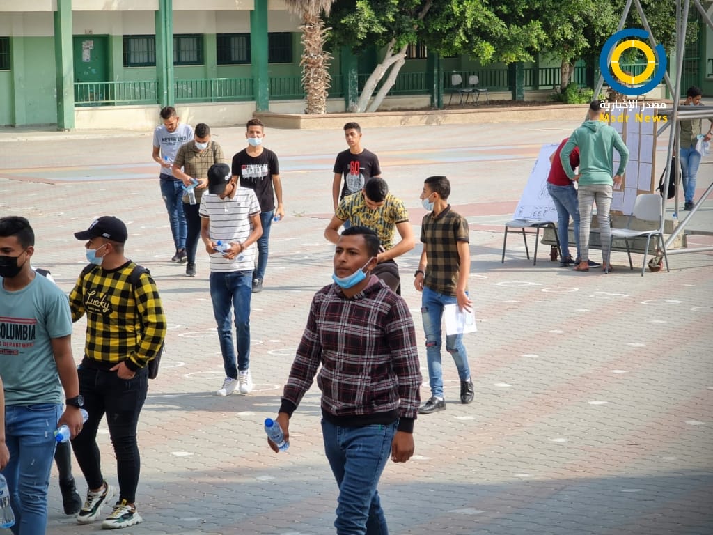 اليوم الأول لانطلاق امتحانات الثانوية العامة" التوجيهي" بفلسطين