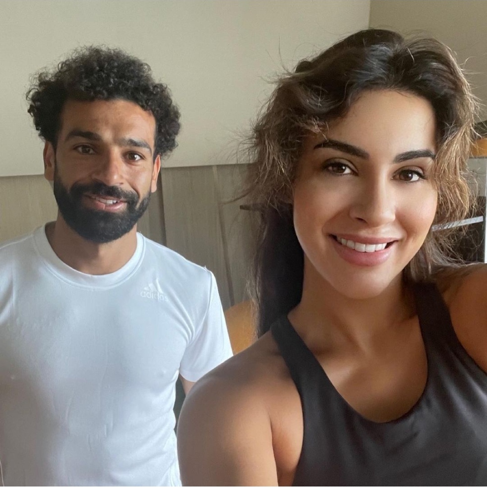 ملكة جمال الهند ديانا أوبال مع محمد صلاح بالجيم