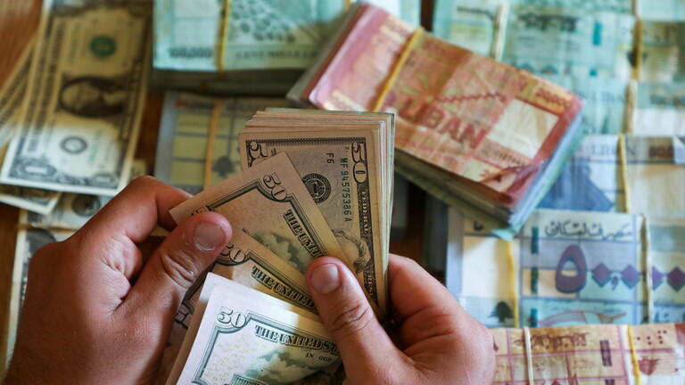 أسباب ارتفاع أسعار الفائدة على القروض والودائع بفلسطين؟