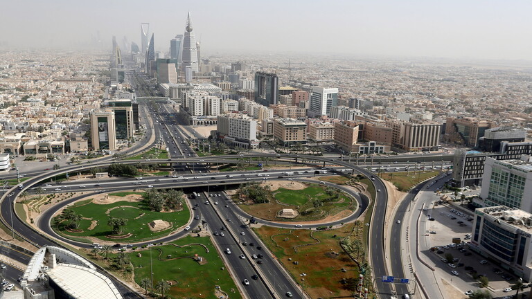 السعودية تضخ 147 مليار دولار بقطاع النقل والخدمات اللوجستية