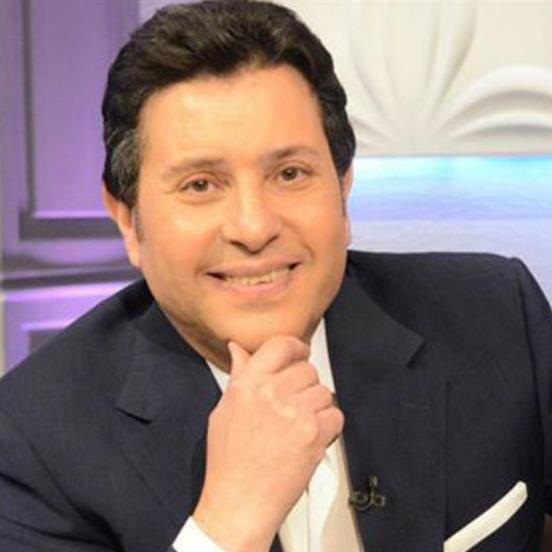 اختراق حسابات الفنان هاني شاكر على فيس بوك وإنستجرام