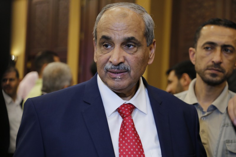 الوزير زيارة يعتمد صرف مبلغ 850 ألف دولار من مخصصات المنحة الكويتية