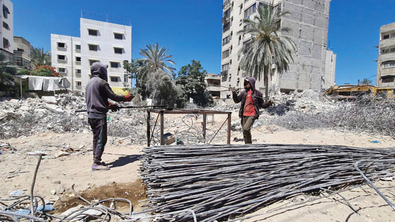 مهندس يكشف لمصدر السبب الرئيسي لمنع استخدام الحديد المستعمل بغزة