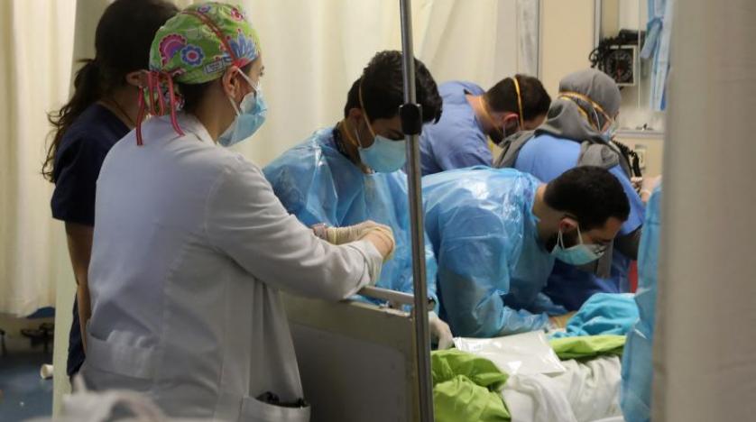 بينهم أطفال.. مئات المرضى مهددون بالموت في لبنان بسبب نقص المحروقات