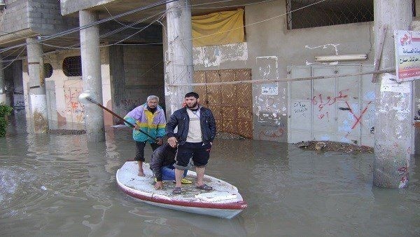 السراج لمصدر: قلقون من غرق مناطق بغزة جراء تهالك البنى التحتية