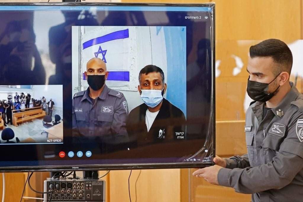 الاعتداء بالضرب على أسرى نفق الحرية داخل قاعة المحكمة