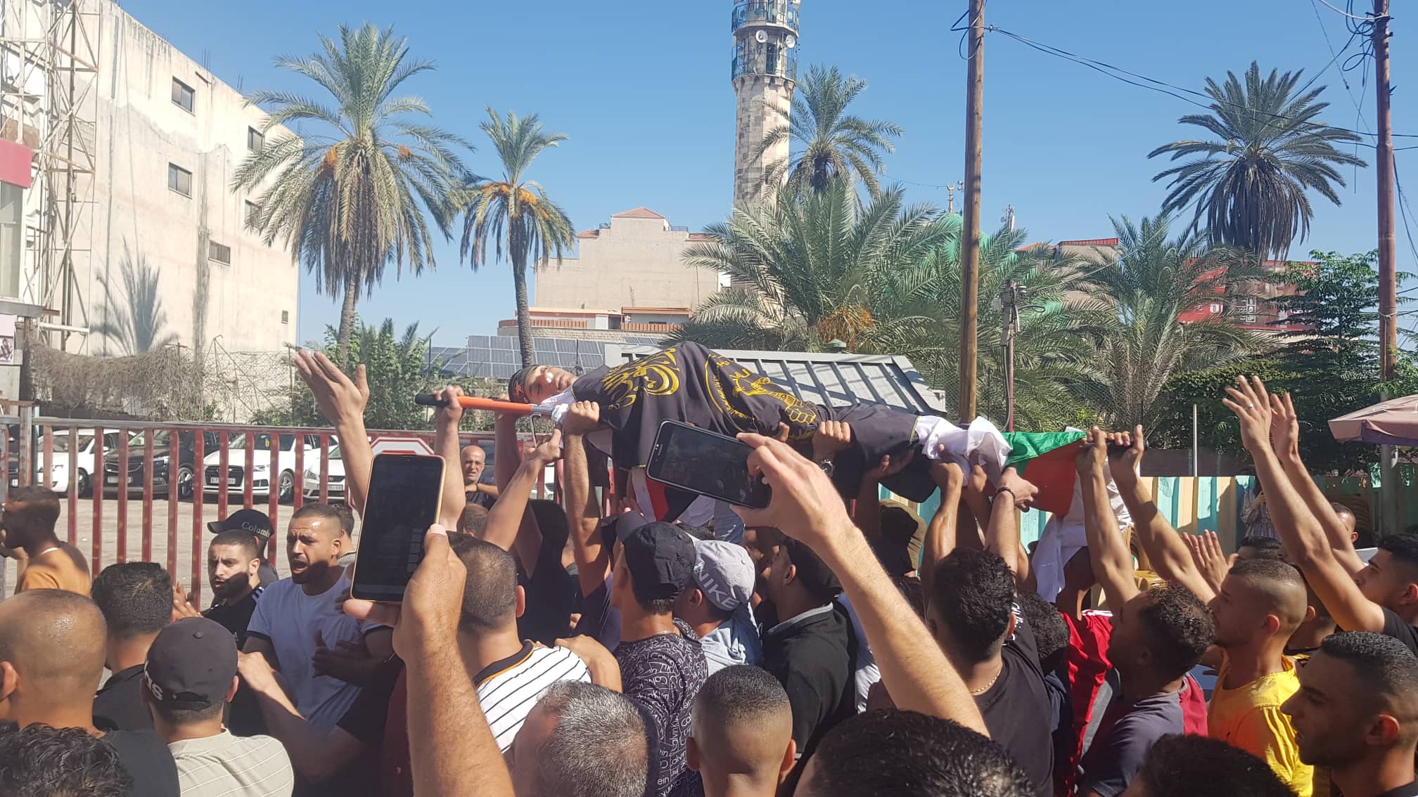 جماهير غفيرة من جنين تشيّع جثمان الشهيد أسامة صبح