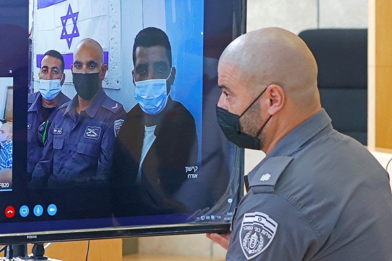 محكمة الاحتلال تمدد توقيف أسرى جلبوع الأربعة لعشرة أيام
