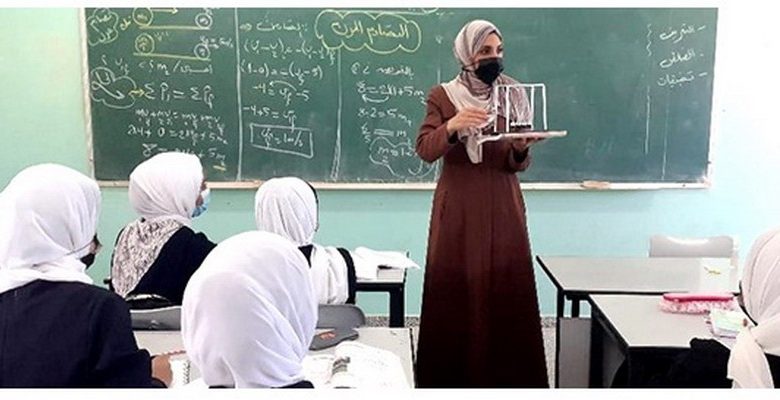 معلمة من غزة تفوز بلقب "معلم فلسطين" عن المحافظات الجنوبية