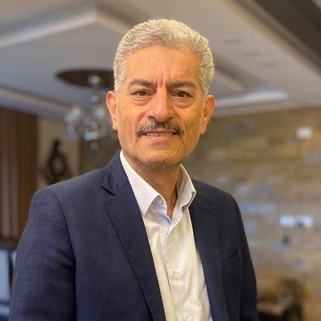 سلامة يكشف لمصدر أسباب ارتفاع أصول المصارف الإسلامية بفلسطين