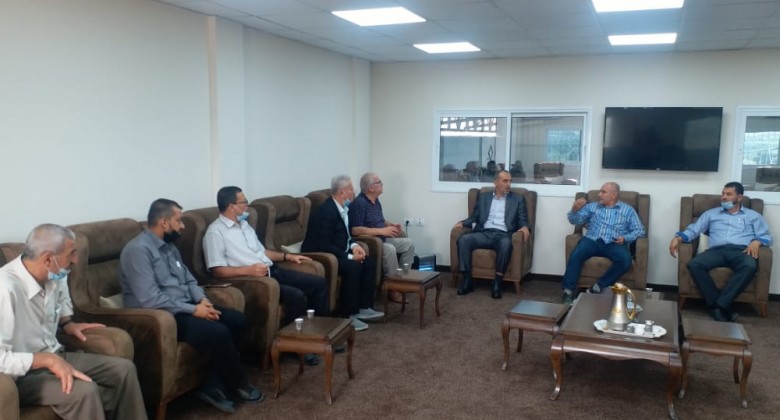 وزارة الاقتصاد وإدارة معبر بيت حانون يناقشان سبل تسهيل سفر التجار